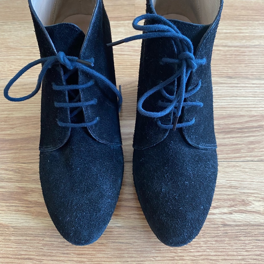 Kate Spade women’s size 6 black suede bootie